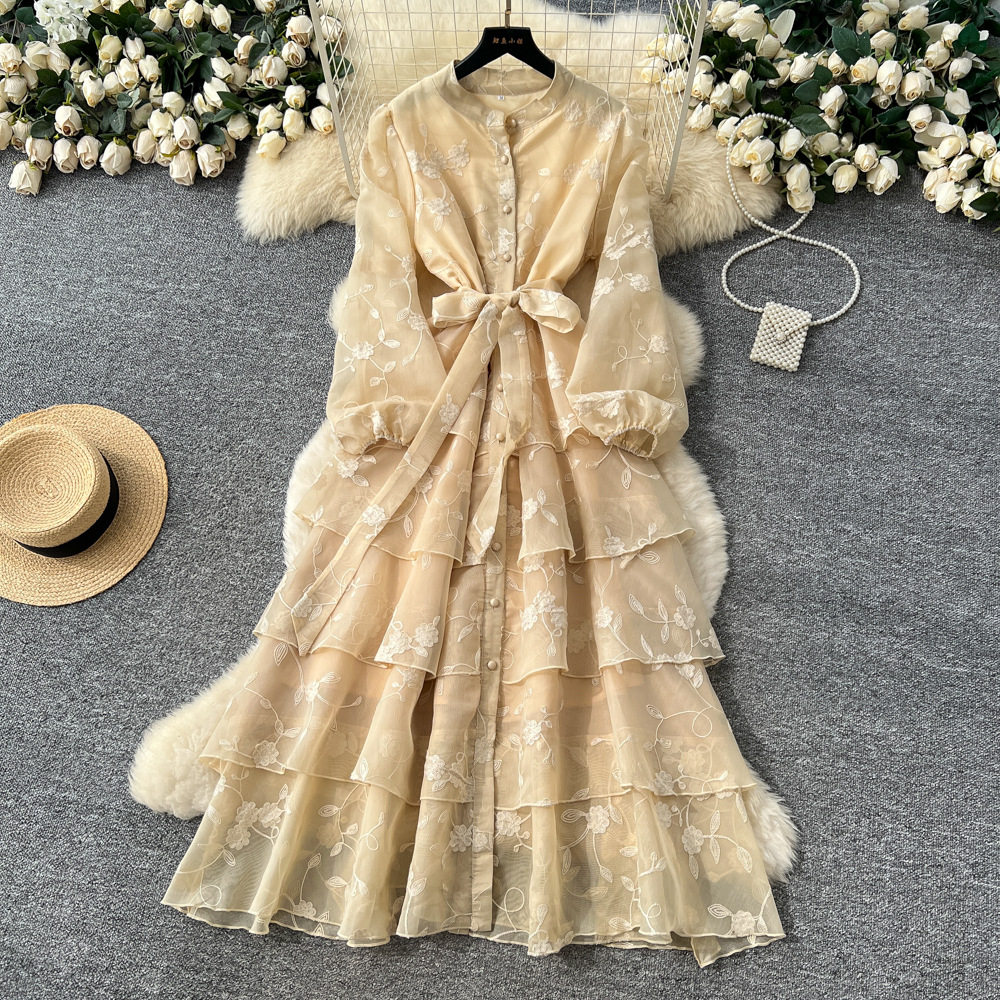 French Court Style Dress Elegant Embroidered Ruffles Waist Tie Button Closure Autumn Fashion for Women Wholesale