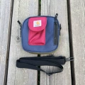Pull-bone square bag: blue with burgundy front pocket
