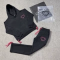 Black print red (set)