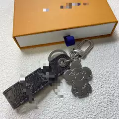 Metal Zinc Alloy Keychain Pendant with Colorful Enamel Coating, Cartoon Design, Portable Creative Gift