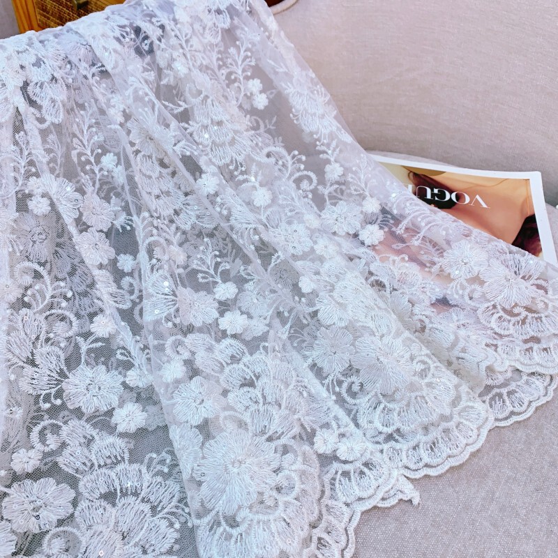 Chân váy midi dáng xòe thêu hoa toàn bộ viền lượn sóng — Đen tuyền, Trắng ngọc trai, Xám bạc