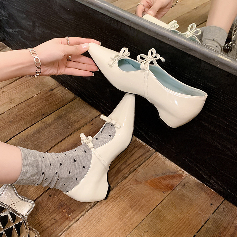 Giày Mary Jane nữ mũi vuông đế xuồng tăng chiều cao, da cừu cao cấp — bạc, màu khỏa thân, trắng