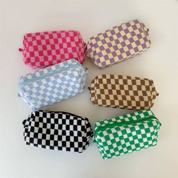 Wool Checkerboard Cosmetic Bag Large Capacity Knitted Storage Bag Autumn and Winter Plaid Knitted Storage Washbag Portable