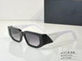 Black frame white legs (without box)