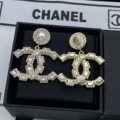 B573 earrings