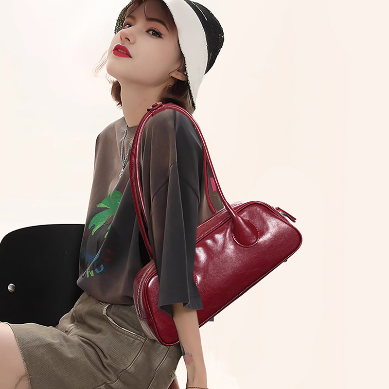 (Mới) Mã A0284 Giá 1390K: Túi Xách Nữ Gutdl Túi Ví Nữ Chất Liệu Da Bò G04 Sản Phẩm Mới, (Miễn Phí Vận Chuyển Toàn Quốc).