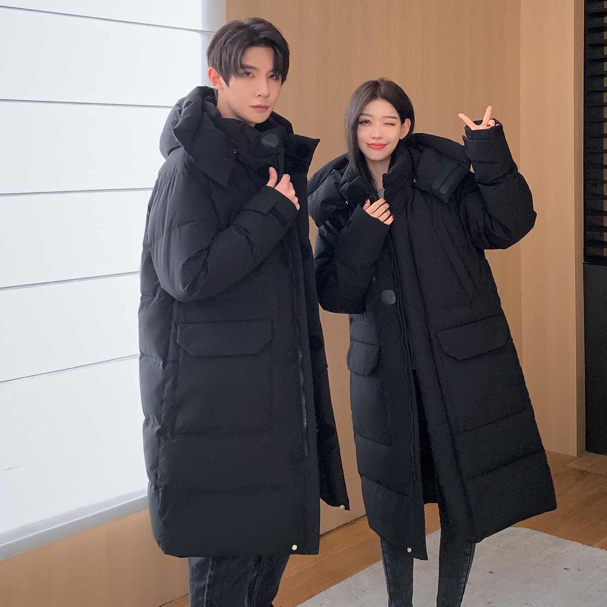 Moho Northeast Thickeneded down Jacket for Men and Women, Waterproof, Cold-Proof and Warm Harbin Travel Equipment Couple Long Jacket