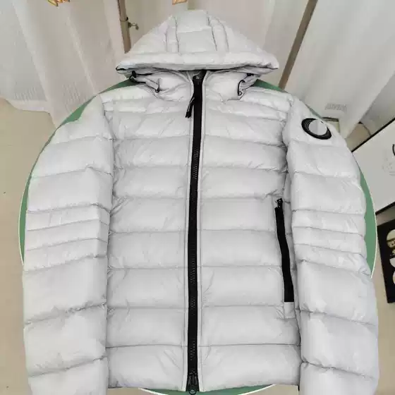 2026 Big Goose Crofton new lightweight down jacket, men's and women's short jacket with hat, jacket 2227 styles