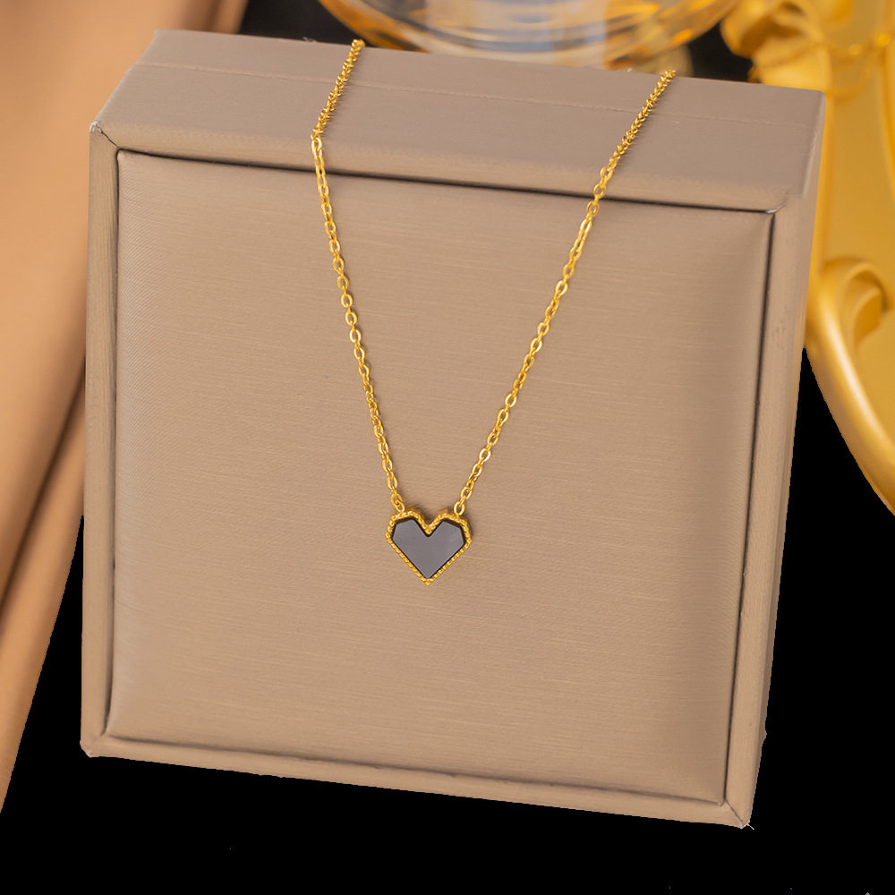 Cross-border Stainless Steel Cold Wind Love Fritillaria Extra Simple Wind Furnace Real Gold Necklace Female Ins Cyber Celebrity Clavicle Chain Female