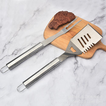Factory Direct Supply Stainless Steel Grill Spatula Fork Tongs Set Bbq Camping Outdoor Family Dinner Barbecue Set