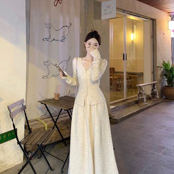 French Gentle Lace Knitted Skirt Two-Piece Set for Women Autumn and Winter New Slim Fit Inner Skirt Sweater Suit