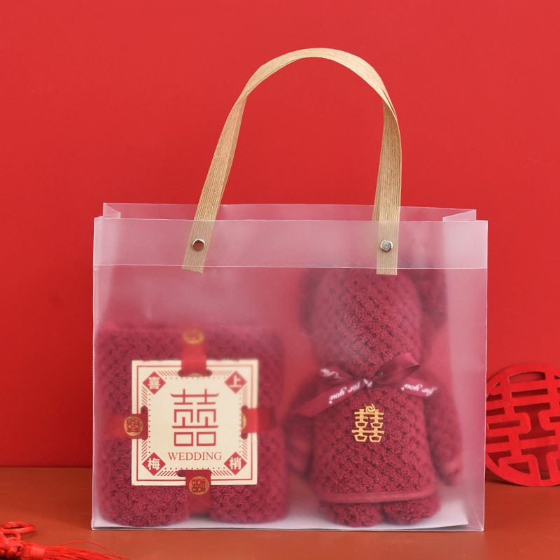 Bear towel wholesale wedding hand gift wine red wedding gift wedding gift hand gift towel
