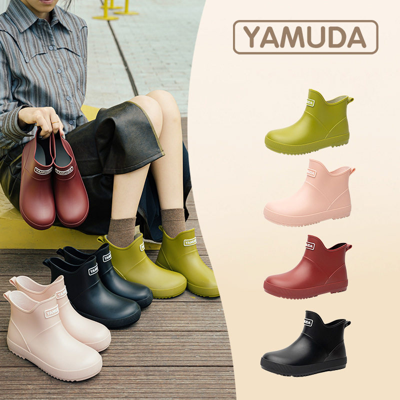 รองเท้าบูทกันฝนผู้หญิง ทรงเตี้ย สไตล์เรียบง่าย รุ่นใหม่ กันน้ำ กันลื่น ทนทานต่อการใช้งาน แฟชั่น สำหรับลุยน้ำ เหมาะสำหรับโรงอาหารและตลาดอาหารทะเล