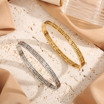 Cross-border New Great Wall Pattern Titanium Steel Bracelet Women's Retro Court Style Niche Light Luxury High-end Design Sense Bracelet Jewelry