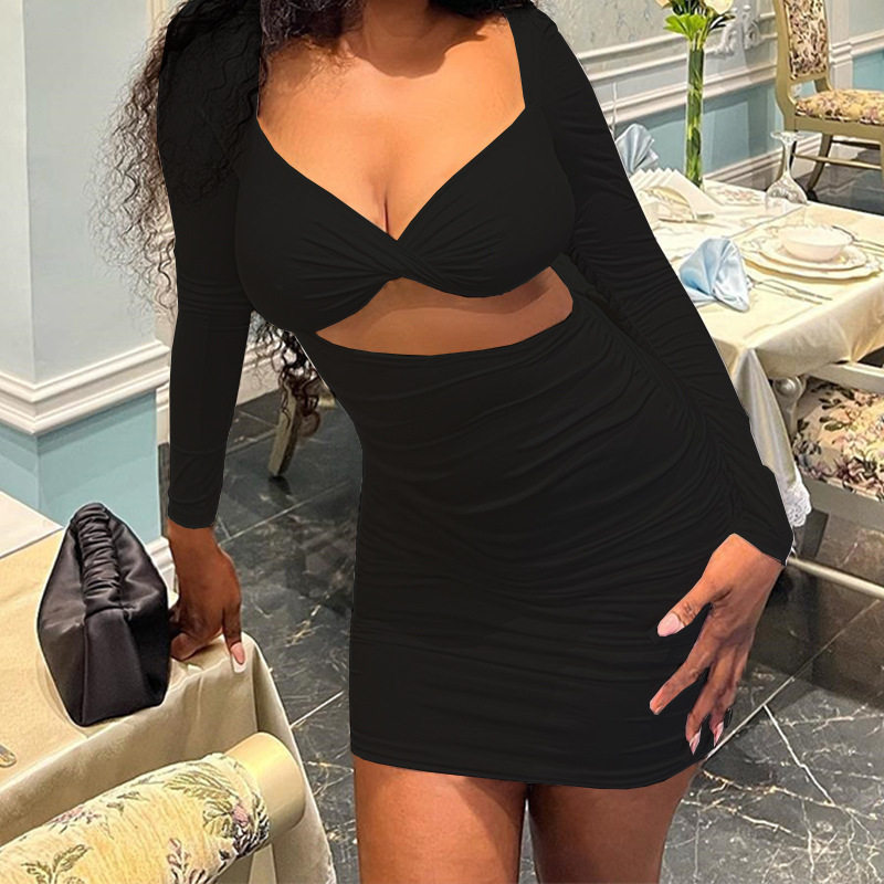 Long Sleeve Square Neck Bodycon Dress Solid Color Ruched Backless Slim Fit Stylish for Parties or Night Out