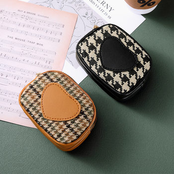 2025 New Houndstooth Heart-Shaped Small Coin Purse for Women, Niche Design Coin and Lipstick Storage Wallet. .