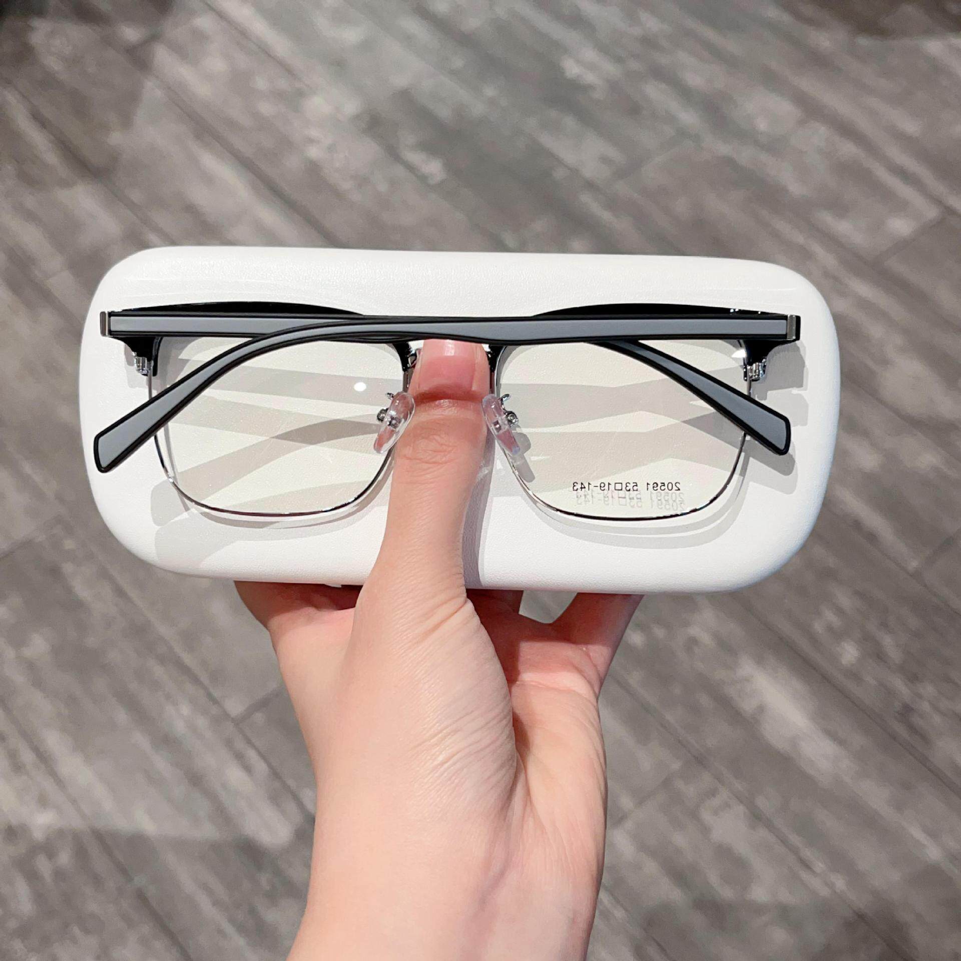 New men's casual eyebrow rack business Sven neutral glasses frame Danyang wholesale can be equipped with degree glasses