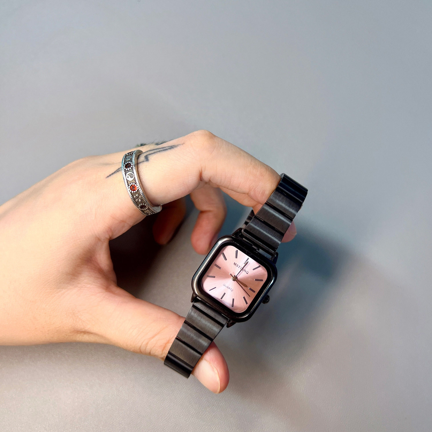 O1CN018jpRX51s4biYNEMsQ !!2207278445713 0 cib