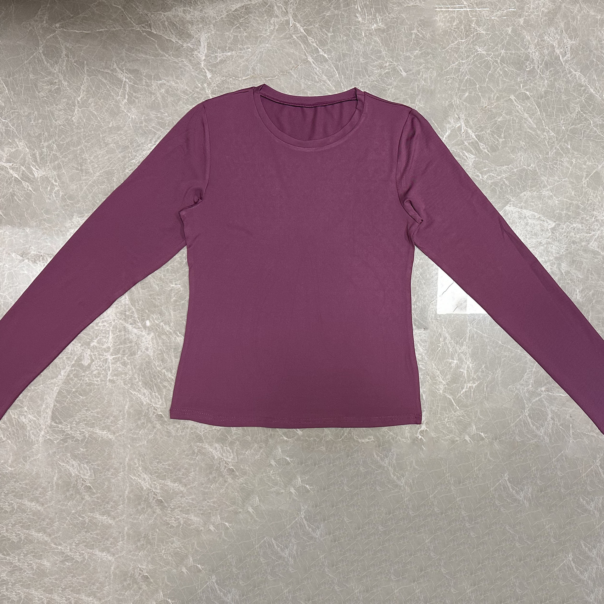 欧美女装休闲长袖t恤春秋纯色修身套头衫t恤女街装打底衫上衣