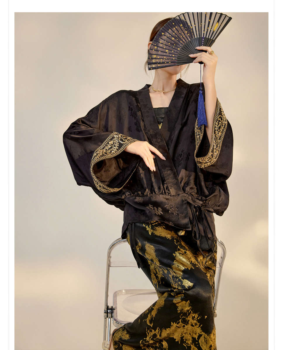 Set áo sơ mi dệt hoa in họa tiết kèm váy yếm dáng dài nữ tính — Áo khoác Jacquard (giao hàng trong 7 ngày), Áo khoác Jacquard (giao hàng trong ngày), Váy yếm (giao hàng trong 7 ngày), Váy yếm (giao ngay trong ngày)