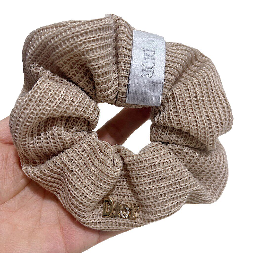 Autumn and Winter Knitted Versatile Scrunchie Hair Tie with a High-End Feel, Bun Hair Rope for Women, Makes the Face Look Smaller, Korean Style Hair Accessory