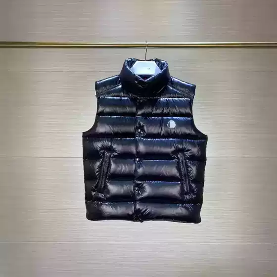 European Style Men's Down Vest Without Hood Short Quilted Sleeveless Jacket for Winter 2024 Stand Collar Thermal Top