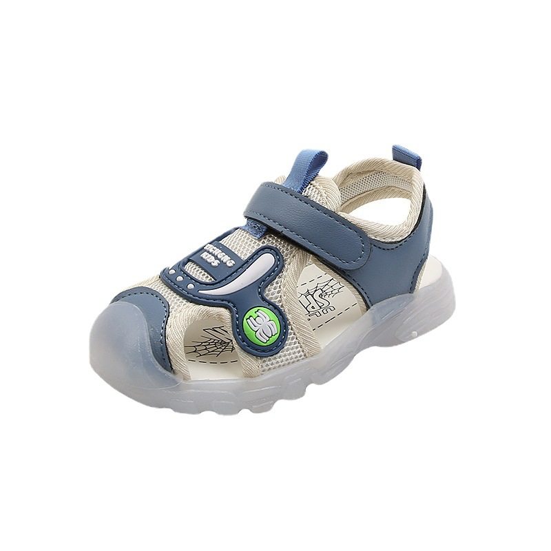 Boys sandals summer small and medium-sized children's shoes 2023 new summer Princess little boy luminous light shoes wholesale