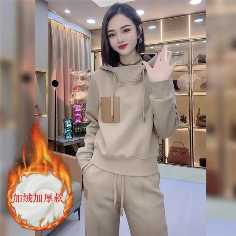 (Mới) Mã A5255 Giá 1330K: Đồ Bộ Nữ Doreic Cả Bộ 2 Món Hàng Mùa Xuân Thu Đông Dày Ấm Thời Trang Nữ Chất Liệu G04 Sản Phẩm Mới, (Miễn Phí Vận Chuyển Toàn Quốc).