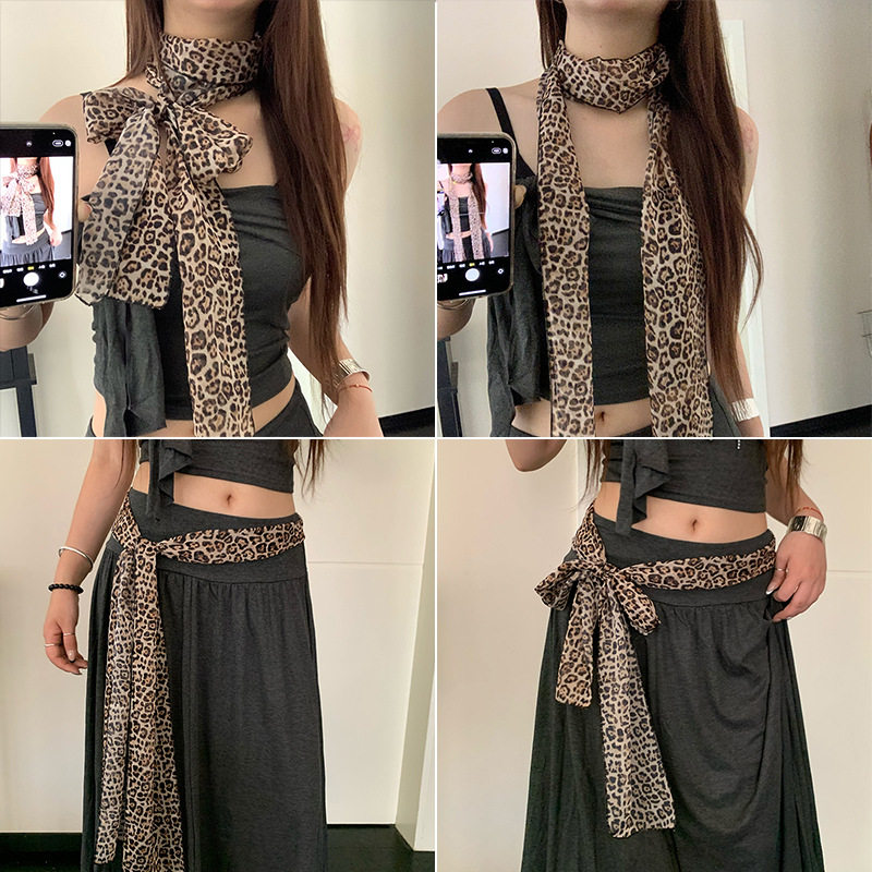 ヒョウ柄シルクスカーフ 薄手スカーフ