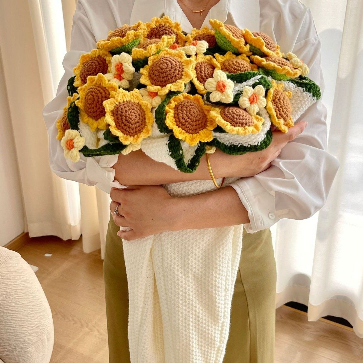 Finished Sunflower Bouquet Blanket Pastoral Blanket Handmade Woven Blossom Flower Blanket Rose Bouquet Blanket Wholesale Blanket