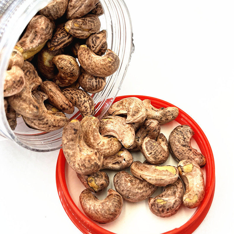 Vietnam Imported Cashew Nuts, Royal Lik Large Salt-Baked Cashew Nuts 500g Canned Purple Cashew Nuts New Year's Nuts