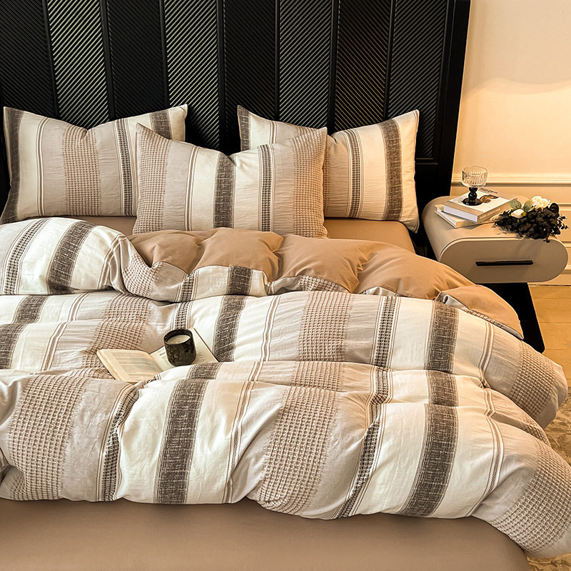 Autumn and Winter Class a Simple Cotton Brushed Bed Four-Piece Set Pure Cotton Thickeneded Yarn-Dyed Jacquard Quilt Cover Bed Sheetss and Fitted Bed Sheetss