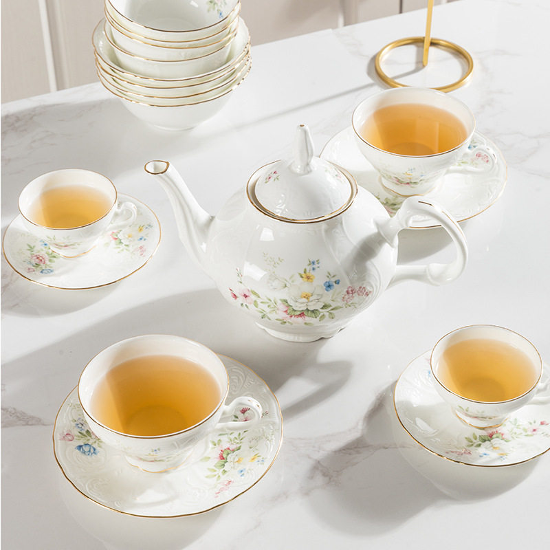 European-style Simple Phnom Penh Bone China Embossed Tableware Household Dishes and Saucers Combination Western-style Flat Plate Coffee Cup and Saucer Set