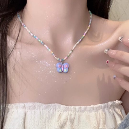 Different Girl's colorful butterfly beaded necklace female sweet children's summer cute cartoon clavicle chain fashion