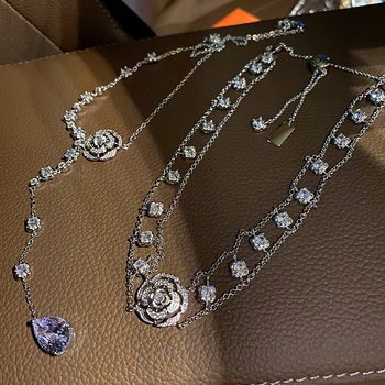 French retro Camellia necklace Women's Light luxury zircon niche design clavicle chain choker collar Rose