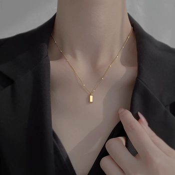 Wen Jian geometric long square small gold necklace female niche clavicle chain net red bead chain titanium steel brick pendant