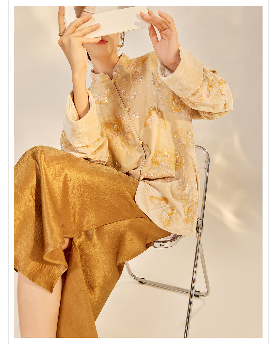 Áo khoác nữ cổ đứng dài tay thêu hoa đính kim sa phong cách retro — Màu cam mơ (giao hàng trong 7 ngày), Màu cam mơ (giao hàng trong ngày)