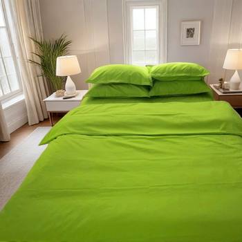 Nantong solid color four-piece factory wholesale brushed bed sheet quilt cover bedspread student three-piece bedding