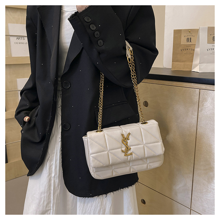 O1CN019DZFnl232HUTjRfWF !!2215817057197 0 cib