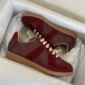 wine red
