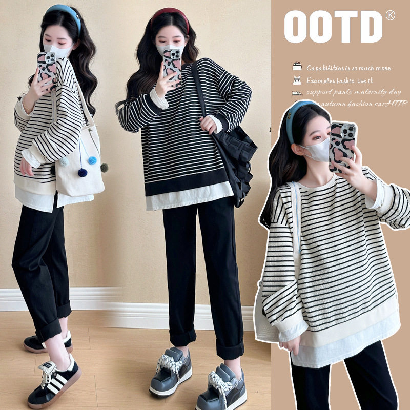 2024 New Pregnant Women Autumn and Winter Thickened Fake Two-piece Stripe Stitching Loose Casual T Sweater/Velvet Sweater