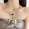 Black Oval Crystal Water Ripple Spherical Necklace Niche High-end Stitching Clavicle Chain French Light Luxury Retro Chain