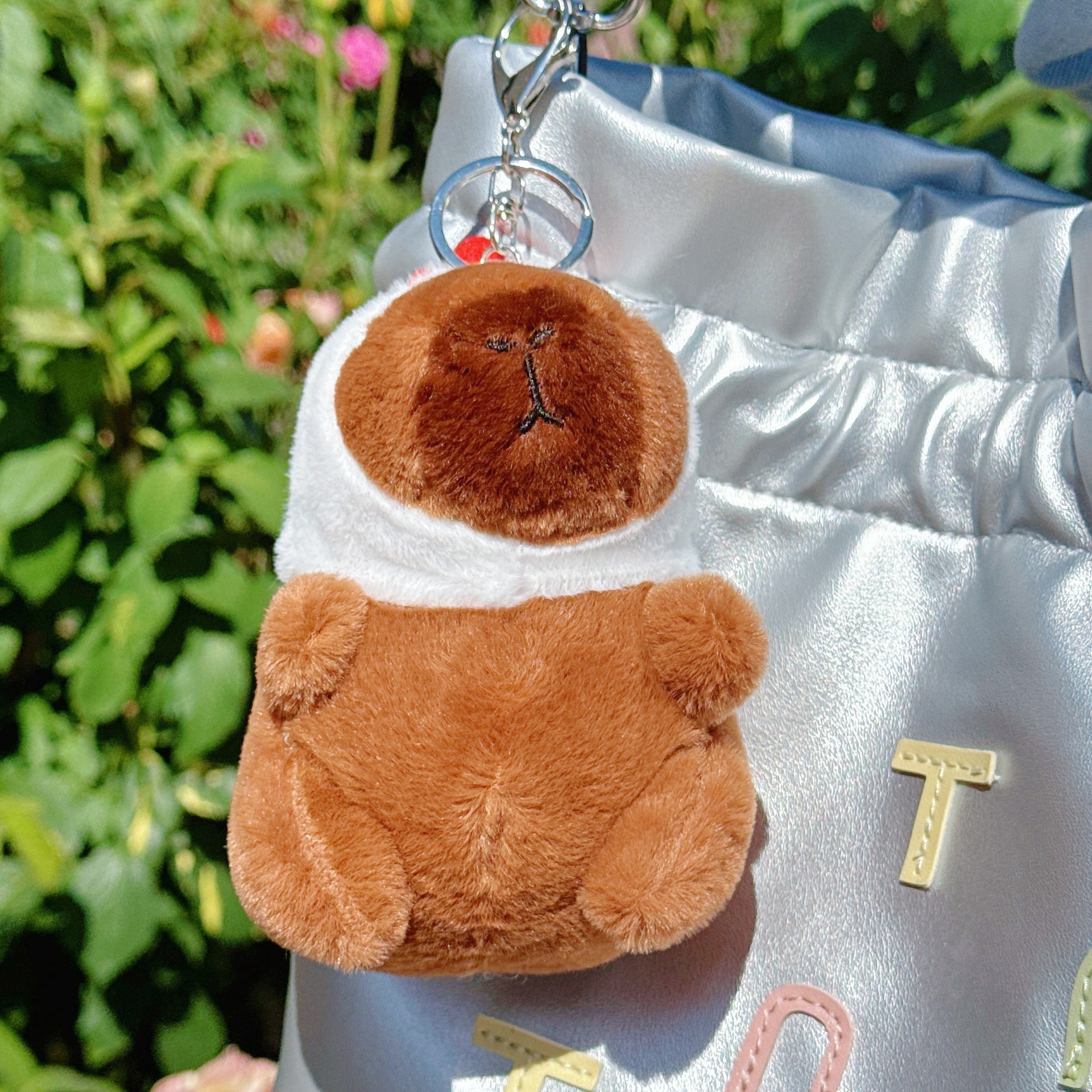 可爱卡皮巴拉公仔水豚鼠毛绒玩具玩偶钥匙扣书包挂件抓机娃娃批发