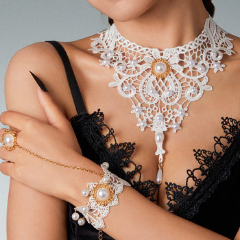 European and American Cross-border Retro Gothic Lace Lace Pearl Necklace Dark Ruby Crystal Pendant Collar