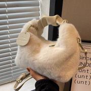 High-End Plush Handbag for Women 2025 Autumn and Winter New Fashion Versatile Plush Bag Commuter Shoulder Crossbody Bag