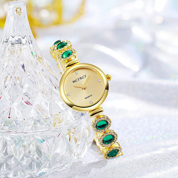McyKcy Antique Retro Small Dial Golden Alloy Bracelet Light Luxury Wrist Emerald with Golden Surface