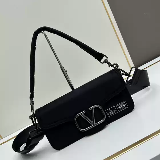 Cross-Border Export Bags Women's Bags 2023 New Fashion Chain Bags Women's Single Shoulder Diagonal Small Square Bags Wholesale Bags