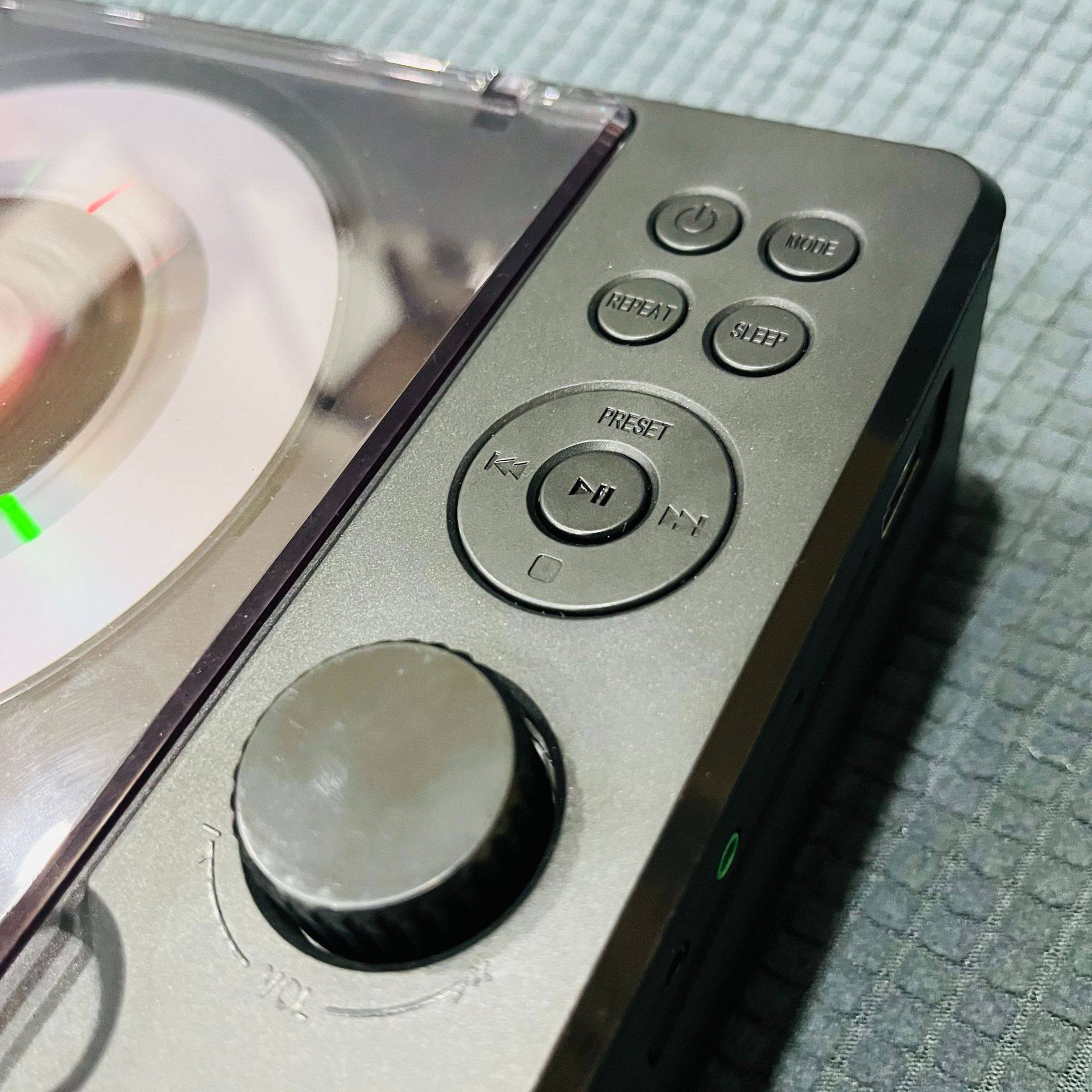 Retro Cd Player Music Album Bluetooth Speaker Player Adjustable Frequency Radio USB Remote Control Player Gift