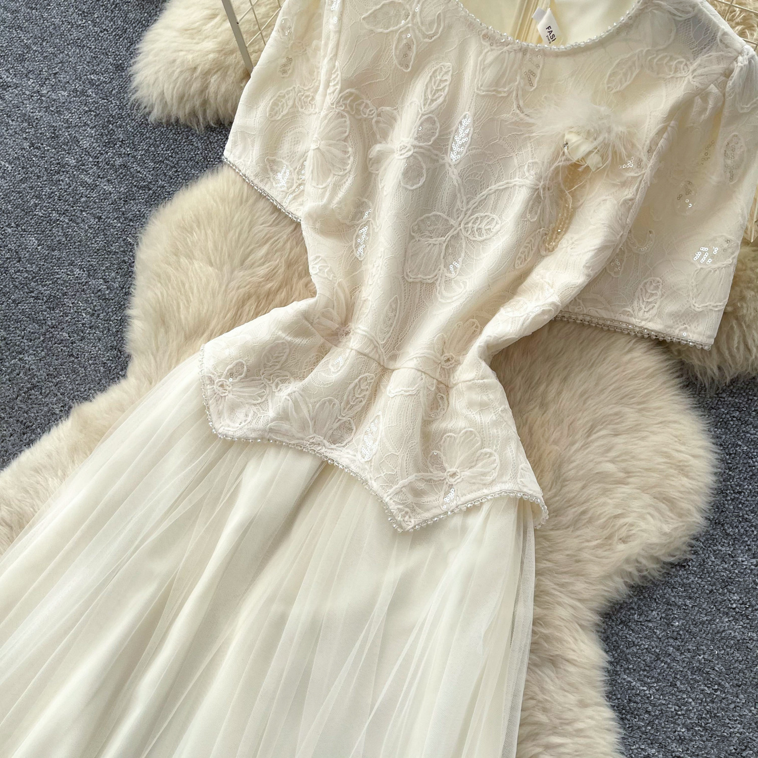 French Style Lace Short Sleeve Dress Elegant A Line Silhouette High Quality Fabric Summer Wear Wholesale Availability