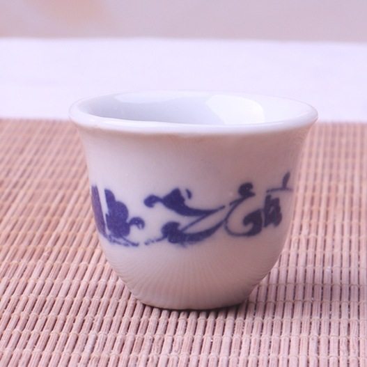 Jingyun Liquor Cup, White Wine Cup, Jingdezhen Ceramic Retro Small Wine Cup, Sacrificial Wine Cup, Dance Cup, Buddhist Hall Offering